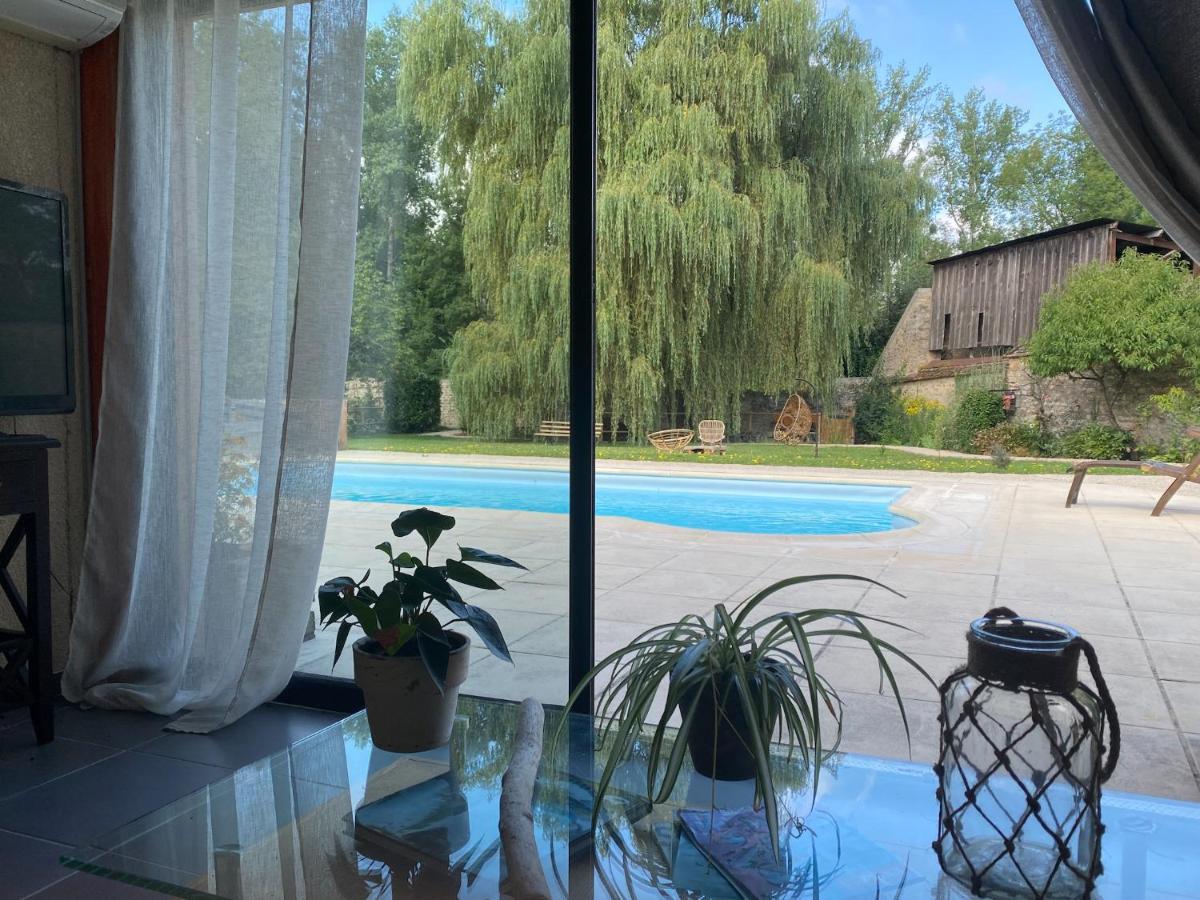 Pool House-L'Hirondelle De Sermizelles- Grand Jardin, Calme Et Nature Aux Portes Du Morvan Kültér fotó